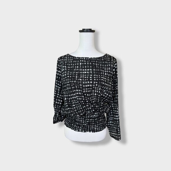 MICHAEL Kors Black and White Smocked Waist Roll Tab Blouse with gold Size Small - Picture 8 of 8